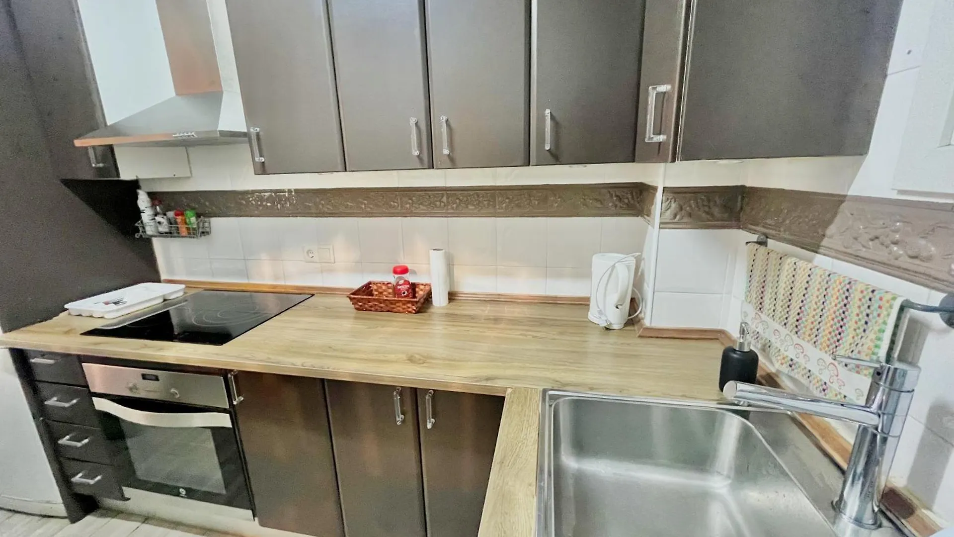 Apartamento Centrico Y En Primera Linea De La Playa - Wifi El Jaul