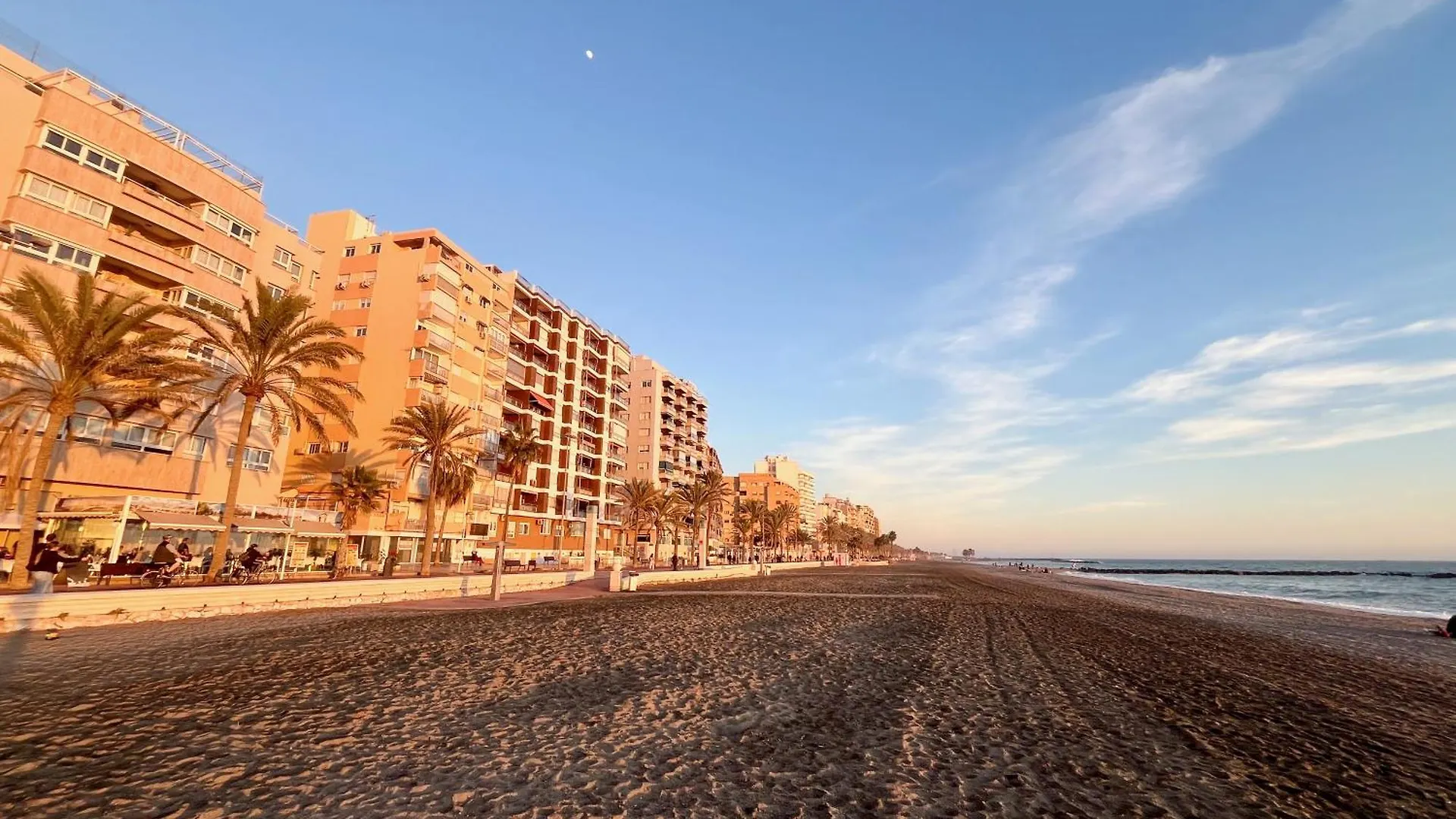 Apartamento Centrico Y En Primera Linea De La Playa - Wifi El Jaul 0*,